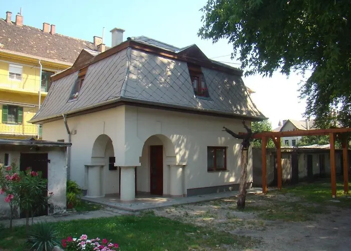 Wash House Tatil Evi