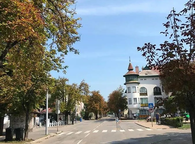 Wash House Tatil Evi *